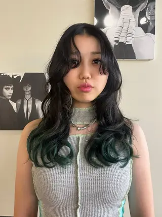 セミロング カラー 6/5まで目黒店 カラー🎀ミカゼのヘアスタイル