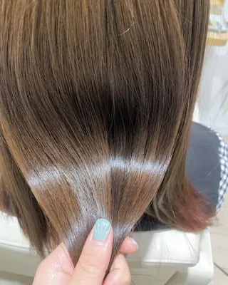 セミロング やざき ちかのヘアスタイル