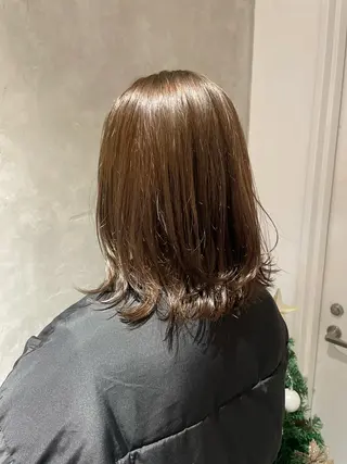 ミディアム カラー 加藤 未夢のヘアスタイル