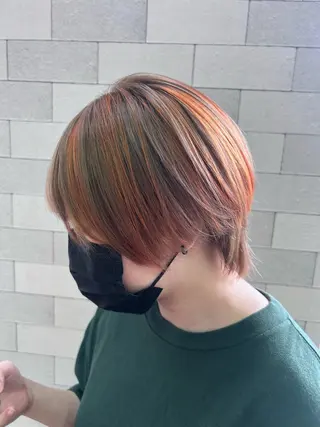 メンズ ハイトーン×艶カラー 🤍MIZUKIのヘアスタイル