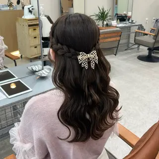 ヘアアレンジ MIDORI🎀 透明感/ベージュのヘアスタイル
