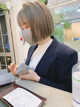 ショート カラー ヘアアレンジ メンズ キッズ ネイル マツエク・マツパ ハイトーンボブ 前田 表参道 グレージュのヘアスタイル