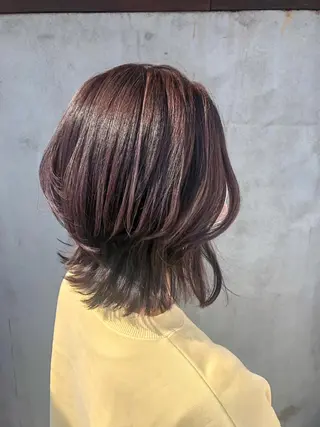ミディアム カラー 佐藤 美聡のヘアスタイル