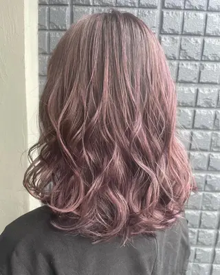 セミロング カラー La vielle 西峠のヘアスタイル
