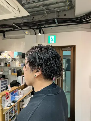パーマ メンズ 林 龍誠のヘアスタイル