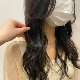 ロング カラー あやめ【顔まわり/レ イヤー/柔らかカラ】のヘアスタイル