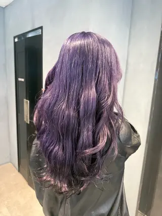 ミディアム カラー インナーカラー 推し ブリーチ  髪質改善のヘアスタイル
