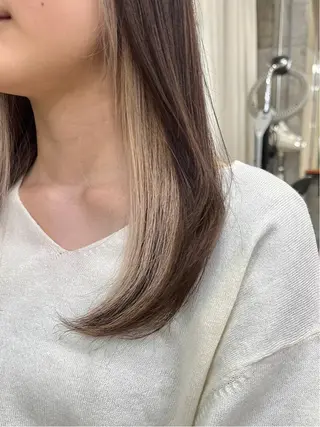 セミロング カラー 切りっぱなしボブ/ ブリーチカラー/大塚のヘアスタイル