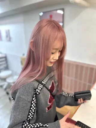 セミロング カラー特化美容師 サトウリュウマのヘアスタイル