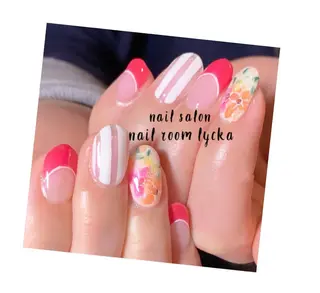 ネイル ﾈｲﾙﾙｰﾑﾘｯｶ 𝐦𝐚𝐲𝐮のネイルデザイン