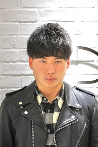 ショート パーマ メンズ LAVIE barberのヘアスタイル