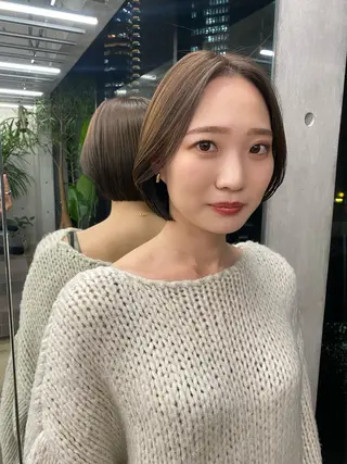 ショート カラー 似合わせカット レイヤー/ボブのヘアスタイル