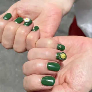 ネイル nail.gorin所属・吉村 優子のネイルデザイン