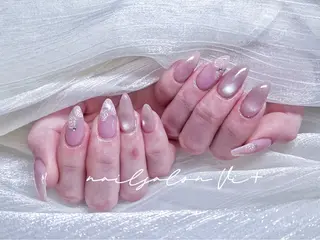 ネイル ✨Nailsalon Vi+✨のネイルデザイン