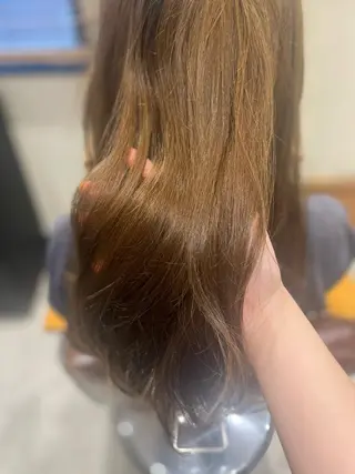 セミロング カラー 🦮shiori アイドルオタク🦮のヘアスタイル