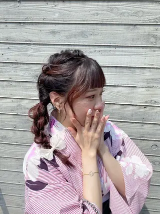 ヘアアレンジ AOI🎀 顔周り カット/透明感カラーのヘアスタイル