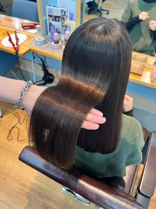 ロング カラー 🫧ハイトーン/ ブリーチ🫧白石航汰のヘアスタイル