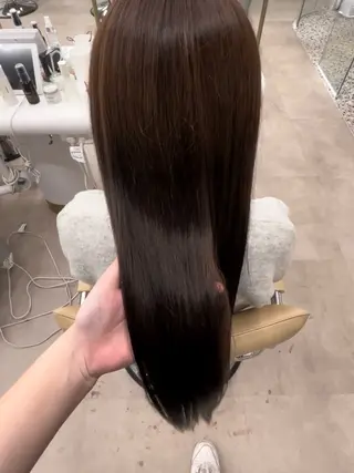 ロング カラー ハルカ 透明感カラー 美髪縮毛矯正🥣のヘアスタイル