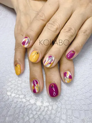ネイル KOLLABO nailのネイルデザイン