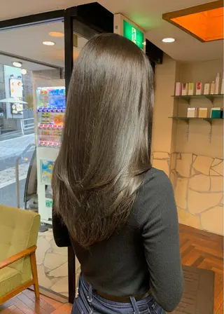 セミロング カラー 矢野 晃平のヘアスタイル