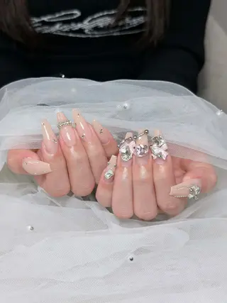 ネイル Julli NailStudioのネイルデザイン