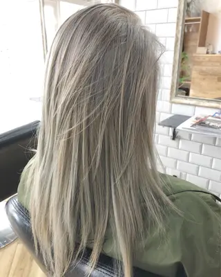 ロング カラー 橋本 敬介のヘアスタイル