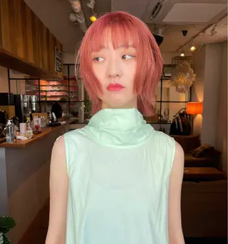 ミディアム カラー ファッションに 溶け込むstyleのヘアスタイル