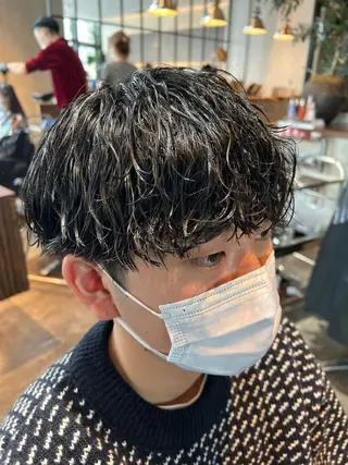 ショート パーマ メンズ 波巻きスパイラルパー マ/シャドウパーマ駿のヘアスタイル