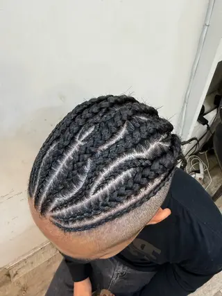 ヘアアレンジ コーンロウ／ドレッド 浅賀晟弥のヘアスタイル