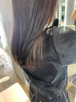 ロング カラー 山下 千明のヘアスタイル
