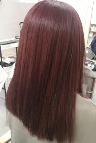 カラー doc. 和田のヘアスタイル