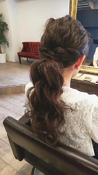 ロング ヘアアレンジ RU RIのヘアスタイル