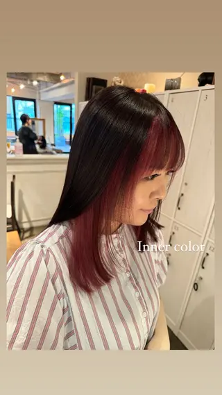 ロング カラー ハイライト/インナー /ブリーチ/レイヤーのヘアスタイル