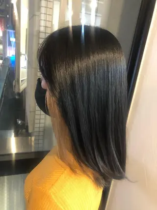ミディアム カラー 髪質改善&ブリーチ 伊勢 祐一郎のヘアスタイル