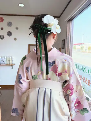 セミロング かくばり ちえのヘアスタイル