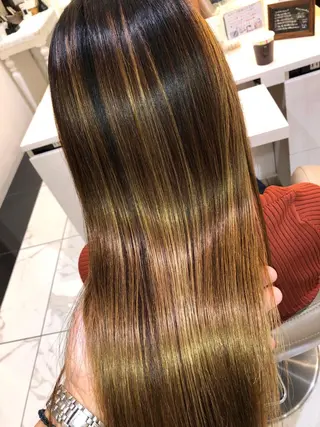 ロング パーマ 安井　昴 💫ブリーチ縮毛矯正のヘアスタイル
