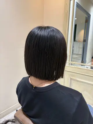 ショート ✨艶髪／透明感カラー ミユ💜のヘアスタイル