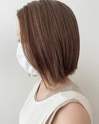 ショート カラー 透明感♡︎♡︎ 佐々木早苗のヘアスタイル