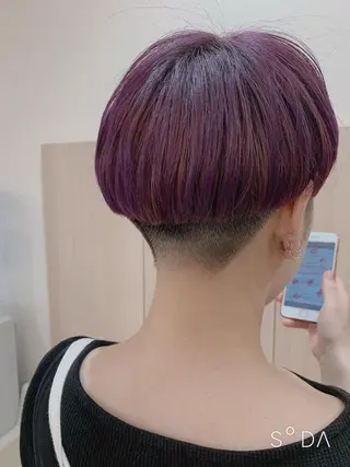 ショート 店長ハイトーンカラー 柞山史奈のヘアスタイル