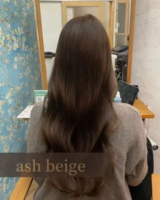 ロング カラー 高橋 芽衣のヘアスタイル