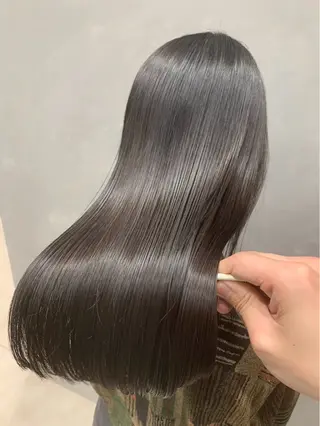 カラー カラーモデル Takahataのヘアスタイル