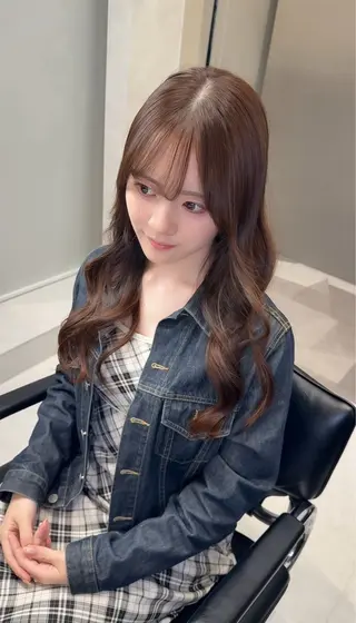 セミロング 縮毛矯正クロスパーマ 益子達也のヘアスタイル