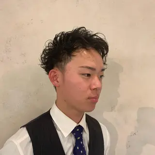 パーマ メンズ イズミ ナナコのヘアスタイル