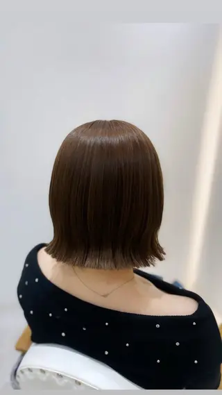 ショート カラー 艶髪・透明感カラー・ 韓国ヘア・Yuriのヘアスタイル