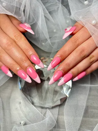 ネイル ハイビスカス ネイルサロンのネイルデザイン