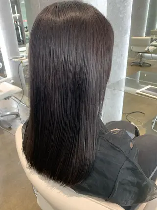 ロング カラー 山下 千明のヘアスタイル