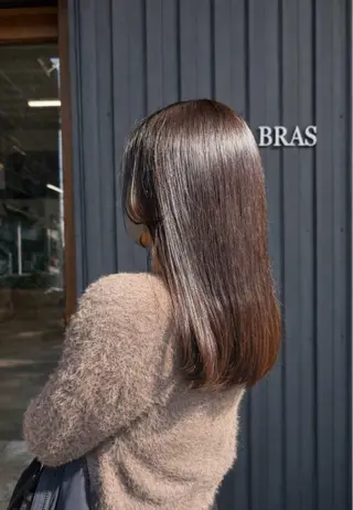 セミロング 🩶BRAS 🩶のヘアスタイル