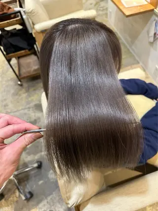 カラー defi リカのヘアスタイル