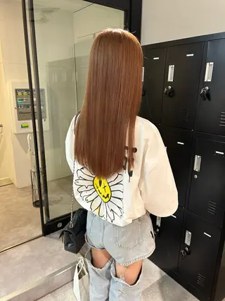 ミディアム カラー ウルフカット レイヤーカット上柿のヘアスタイル