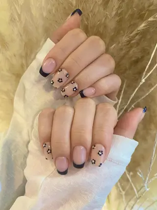 ネイル Elle. ASAMIのネイルデザイン